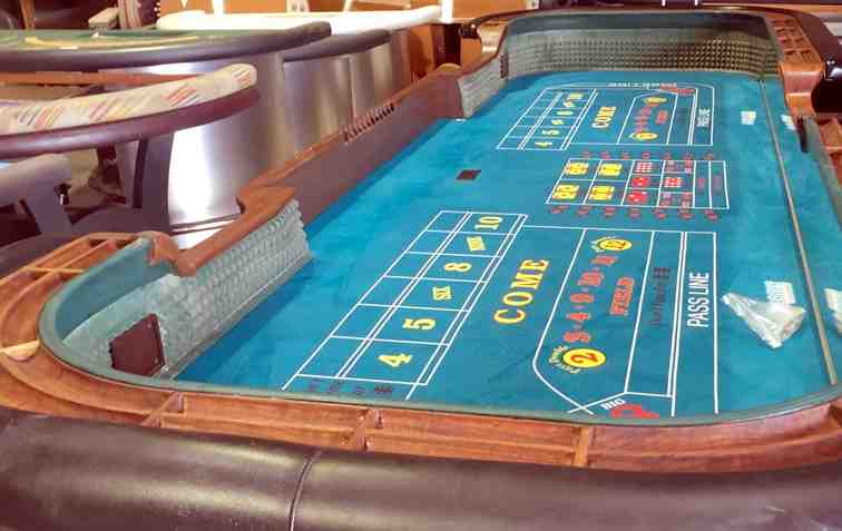 craps table game